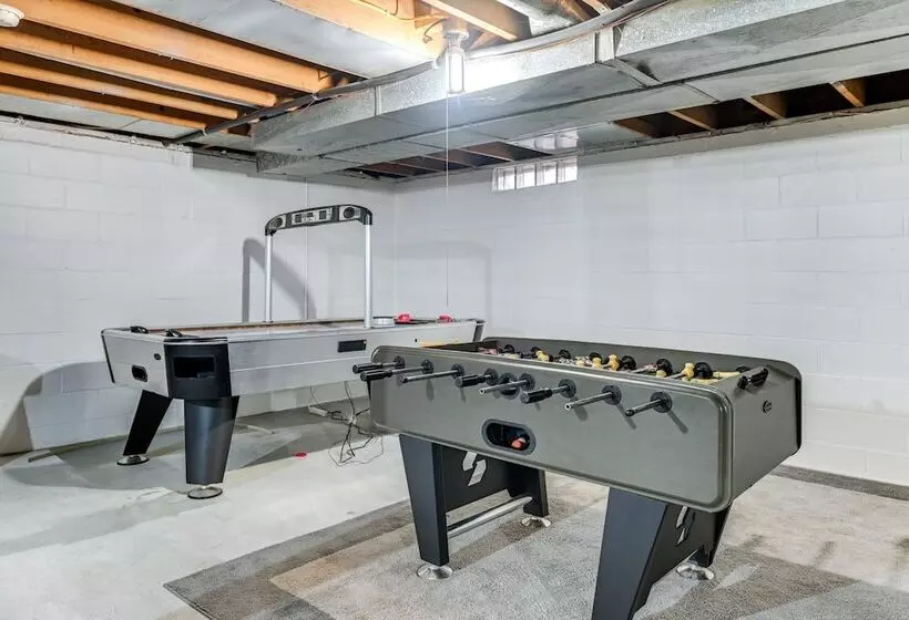 Charming Family Home ~ 4 Mi To Granite Peak!