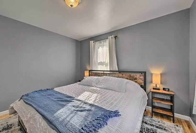 Charming Family Home ~ 4 Mi To Granite Peak!