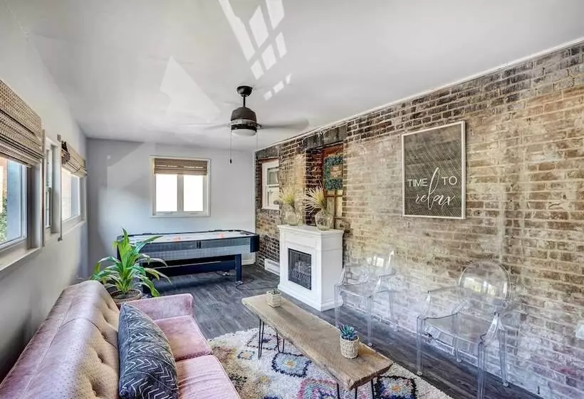 Chic Troy Home Near Downtown, 9 Mi To Albany!