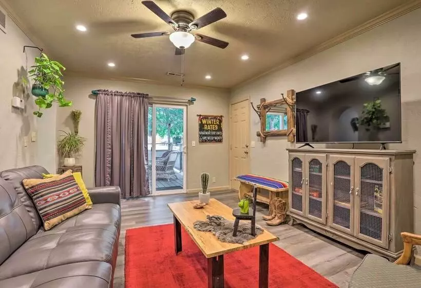 Colorado Cowboy Cottage: 12 Mi To Downtown Denver