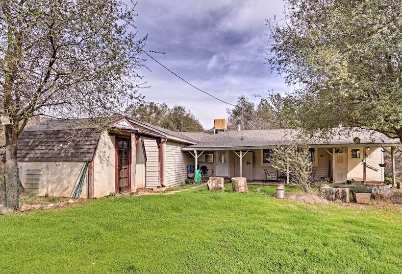 Cozy Home W/ Patio Near Yosemite National Park!