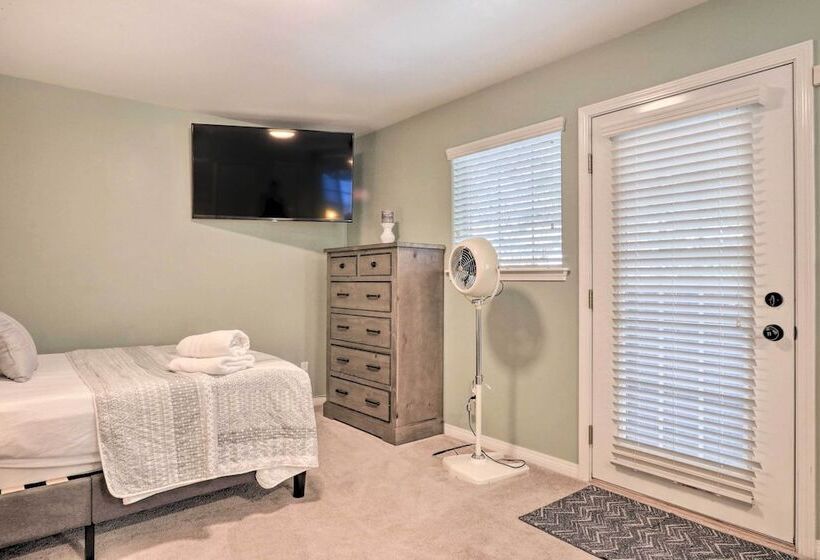 Crystal Bay Home W/ Fireplace Near Ski Resorts