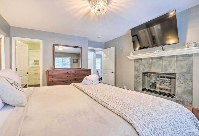 Crystal Bay Home W/ Fireplace Near Ski Resorts