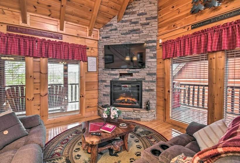 Cubbies Cabin W/ Hot Tub ~ 7 Mi To Dollywood!