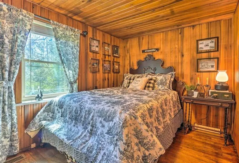 Dreamy Homestead Escape: Patio, Ranch On Site