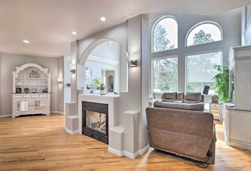 Estate W/ Indoor Pool & Decks ~ 25 Mi To Dtwn