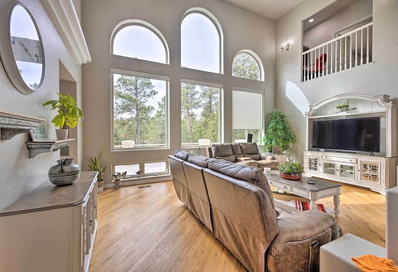 Estate W/ Indoor Pool & Decks ~ 25 Mi To Dtwn