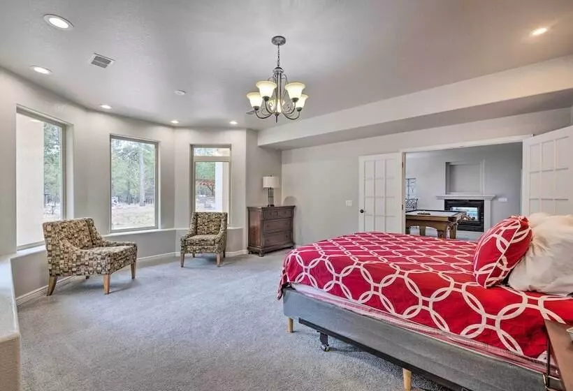 Estate W/ Indoor Pool & Decks ~ 25 Mi To Dtwn