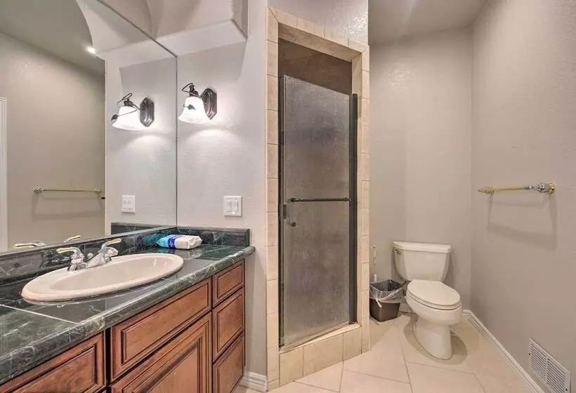 Estate W/ Indoor Pool & Decks ~ 25 Mi To Dtwn