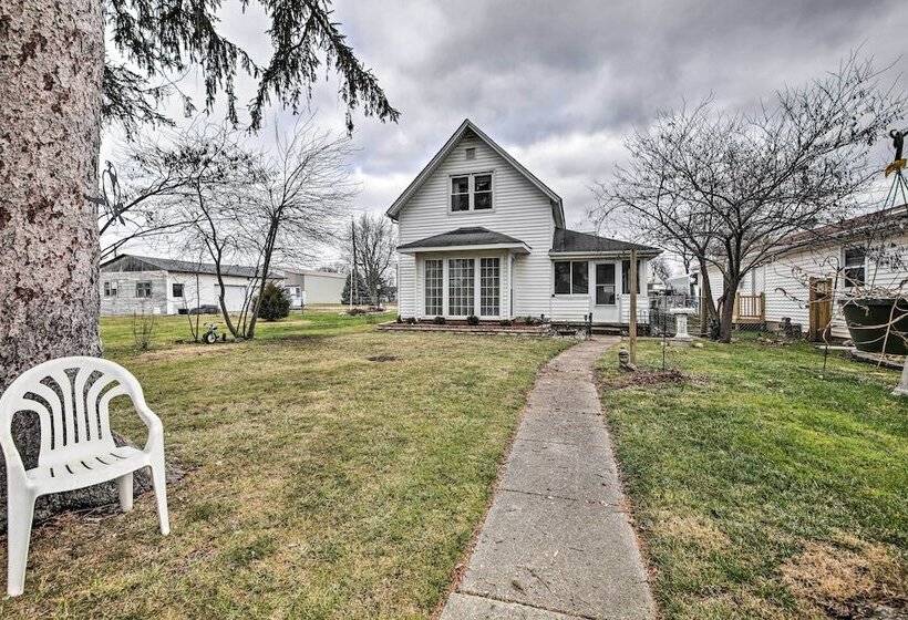 Historic Alexandria Home W/ Private Yard!