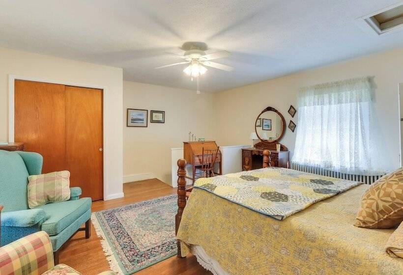 Historic West Virginia Home Built In 1854!