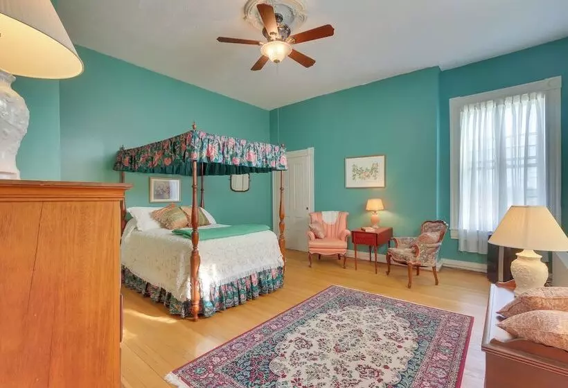 Historic West Virginia Home Built In 1854!