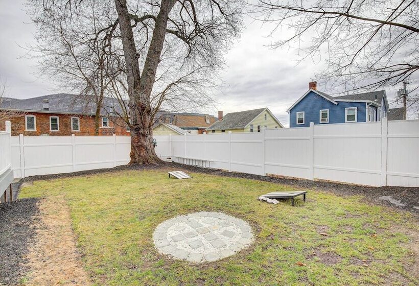 Hudson Valley Vacation Rental: Near Hiking