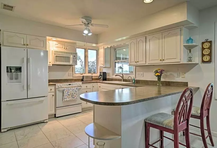 Huntsville Home: 2 Mi To Moundwood Boat Ramp!