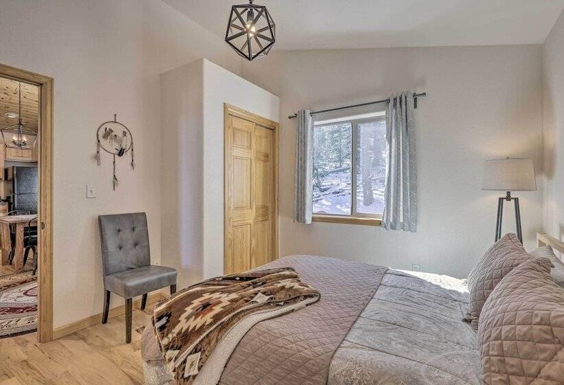 Idyllic Fairplay Cabin W/ Mt Silverheels View