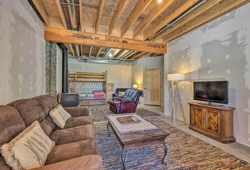 Idyllic Fairplay Cabin W/ Mt Silverheels View