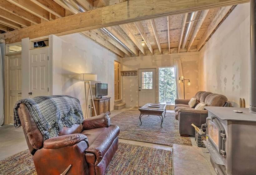 Idyllic Fairplay Cabin W/ Mt Silverheels View