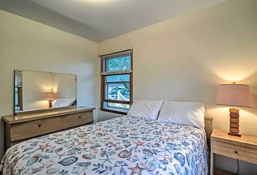 Lake Huron House W/ Grill + Beach Access!