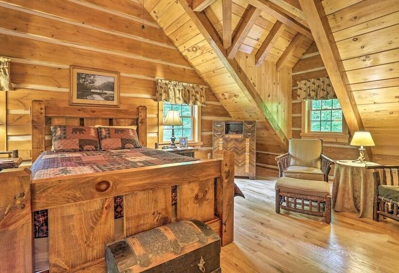 Lake Wallenpaupack Cabin W/ Shared Pool!