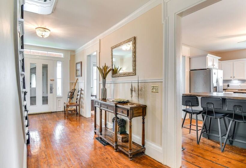 Lakefront Cayuga Retreat W/ Private Deck & Hot Tub