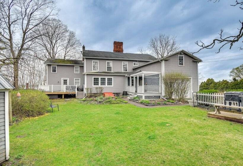 Lakefront Cayuga Retreat W/ Private Deck & Hot Tub