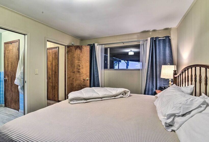 Lakefront Forestville Paradise W/ Private Beach!