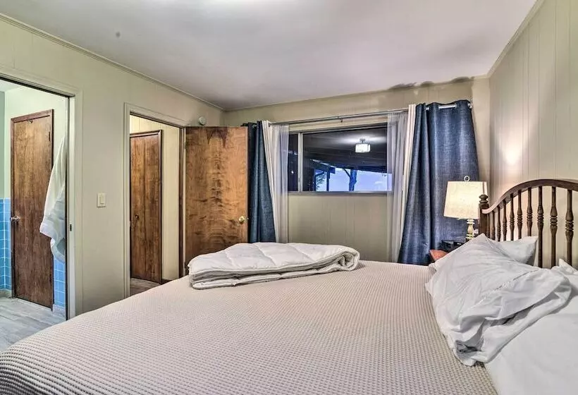 Lakefront Forestville Paradise W/ Private Beach!