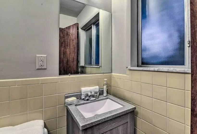 Lakefront Forestville Paradise W/ Private Beach!