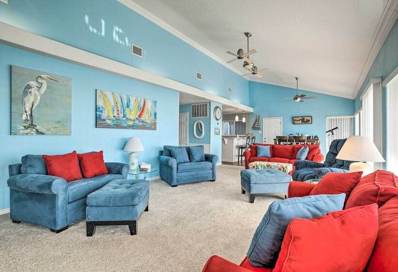 Lakefront Livingston Home W/ Grill & Views!