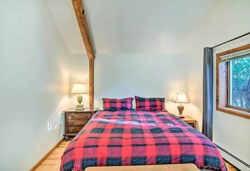 Moose Park Lodge  Charming Walden Retreat!