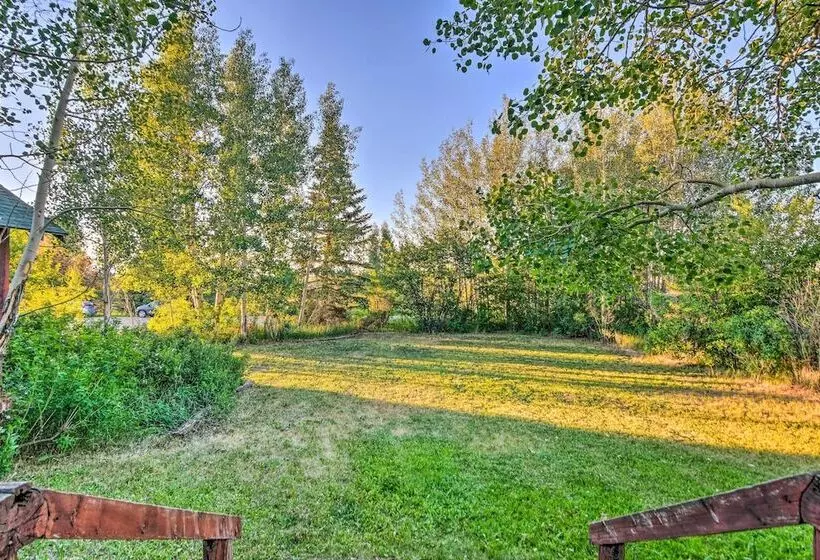 Moose Park Lodge  Charming Walden Retreat!