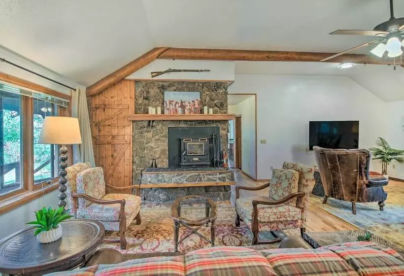 Moose Park Lodge  Charming Walden Retreat!