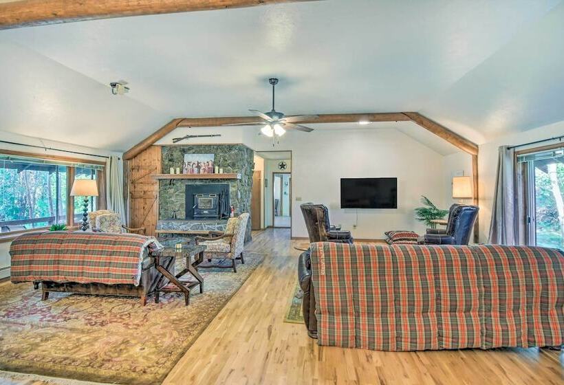 Moose Park Lodge  Charming Walden Retreat!