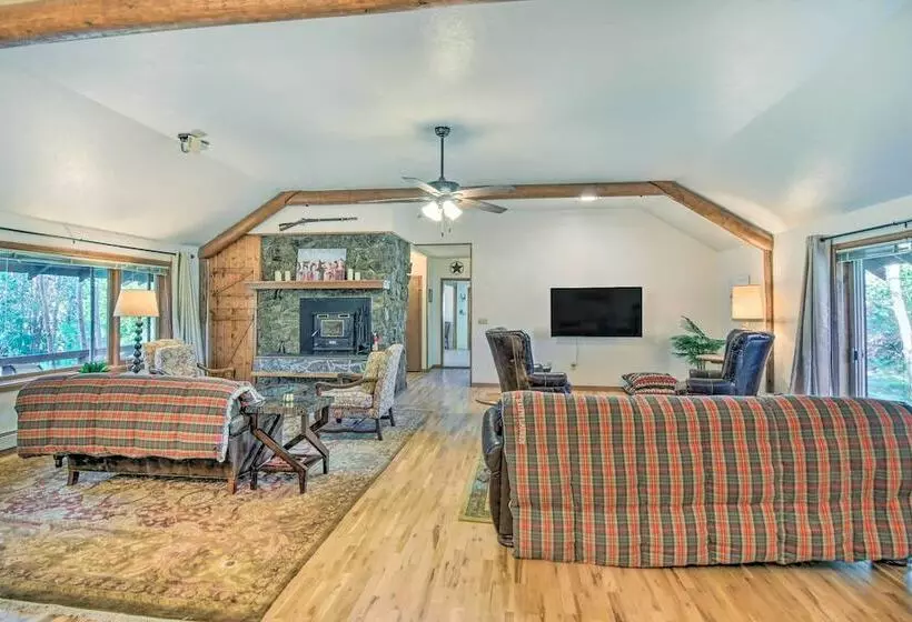 Moose Park Lodge  Charming Walden Retreat!