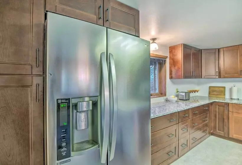 Moose Park Lodge  Charming Walden Retreat!