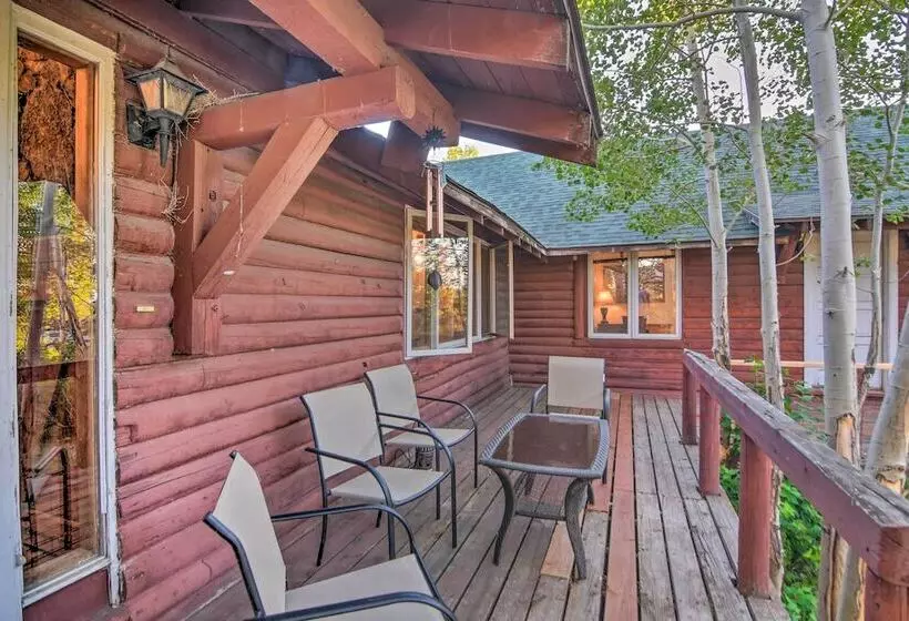 Moose Park Lodge  Charming Walden Retreat!