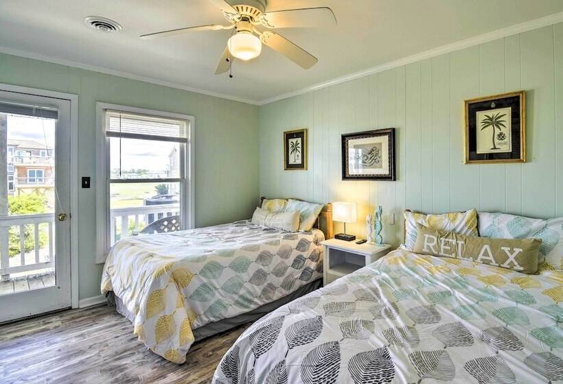 Oceanfront Retreat W/ Holden Beach Access!