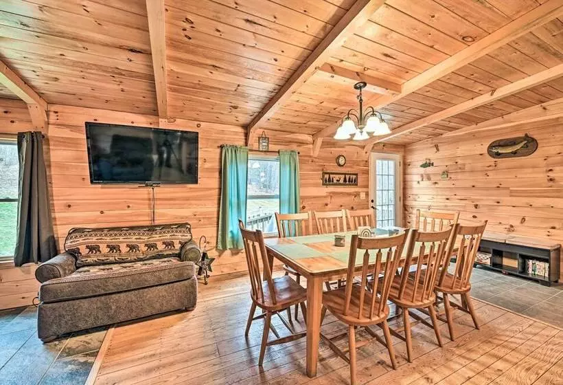 Otego Home W/ Hot Tub: Near All Star Village!