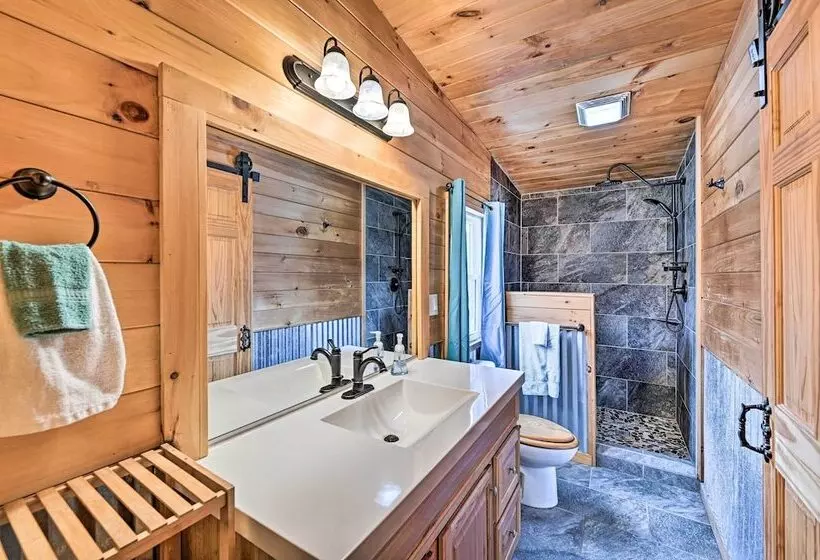 Otego Home W/ Hot Tub: Near All Star Village!