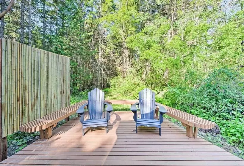 Port Townsend Cottage Near Wineries & Golf