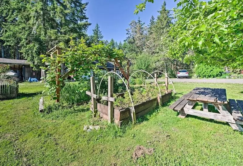 Port Townsend Cottage Near Wineries & Golf