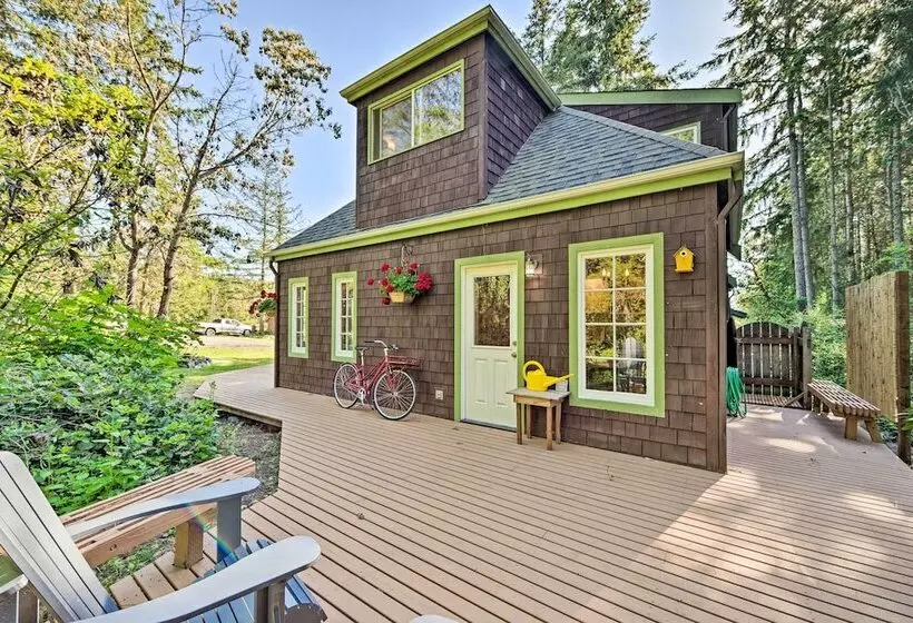 Port Townsend Cottage Near Wineries & Golf