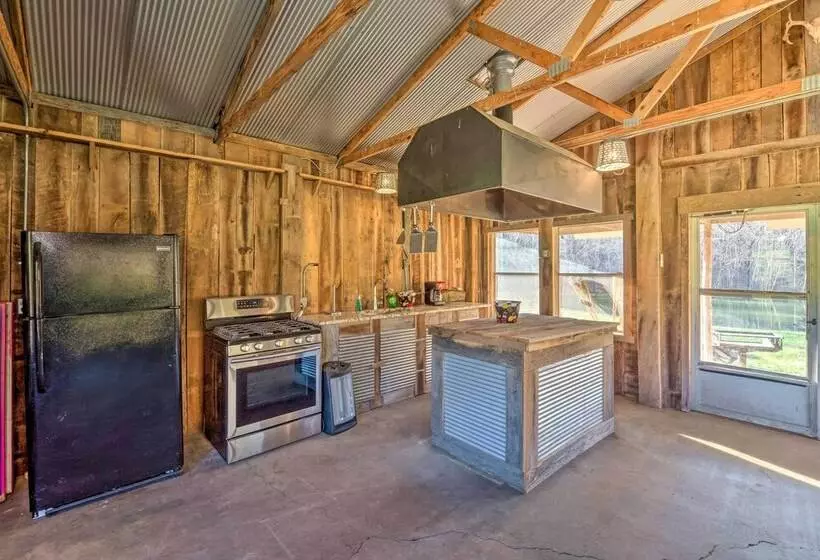 Quaint  Lakeside  Cabin W/ Pond & Fire Pit!