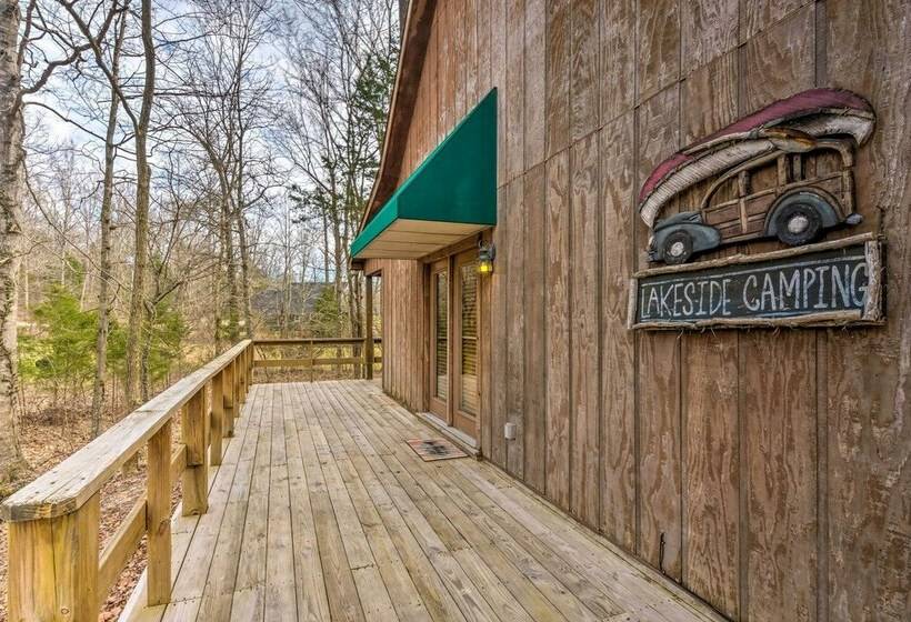 Quaint  Lakeside  Cabin W/ Pond & Fire Pit!