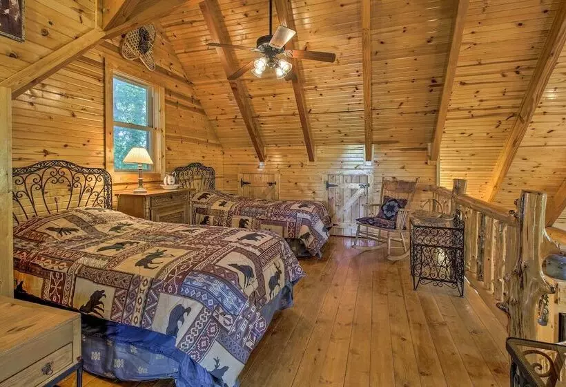 Macks Creek Cabin On 30 Acres W/ Dock & Watercraft