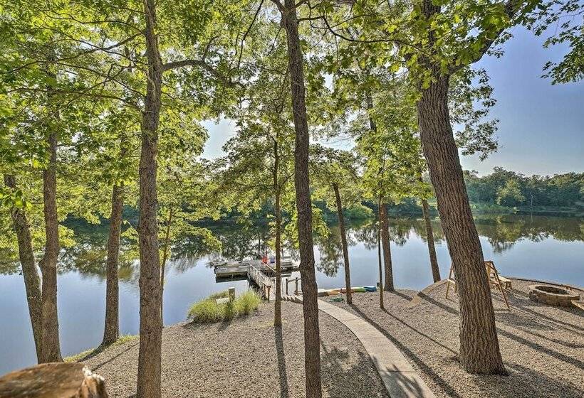 Macks Creek Cabin On 30 Acres W/ Dock & Watercraft