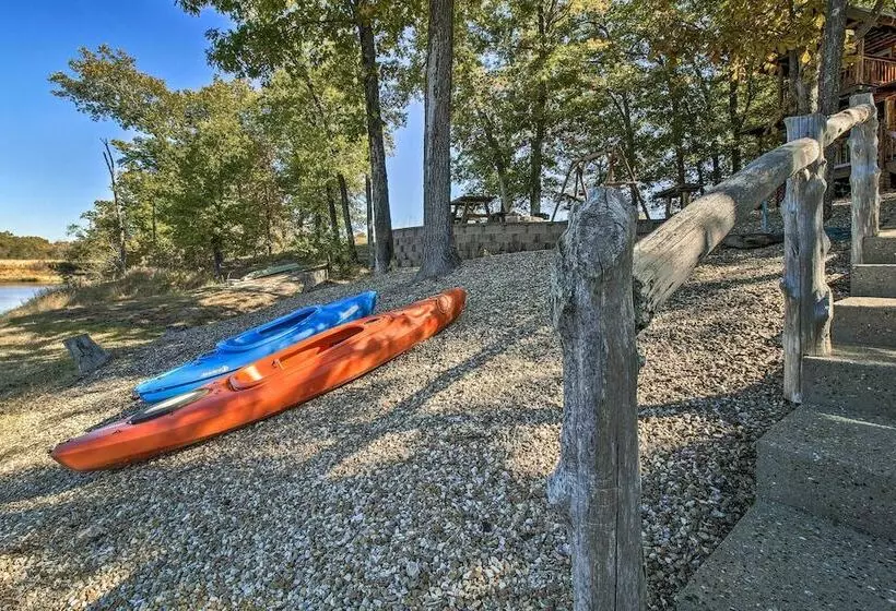 Macks Creek Cabin On 30 Acres W/ Dock & Watercraft