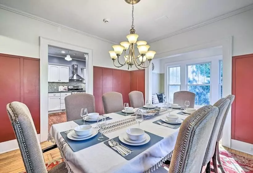 Restored Victorian Home   Walk To Downtown Hawley!