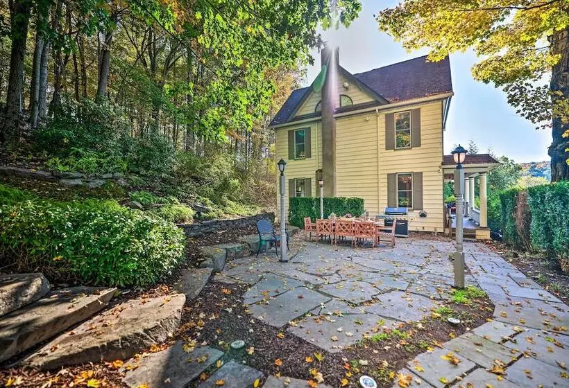 Restored Victorian Home   Walk To Downtown Hawley!