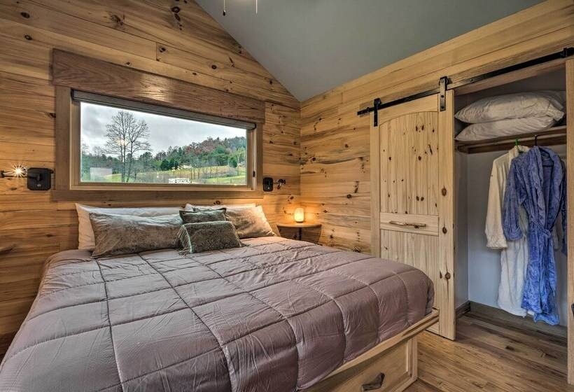 Sawyers Cabin W/ Hot Tub In Blue Ridge Mtns!